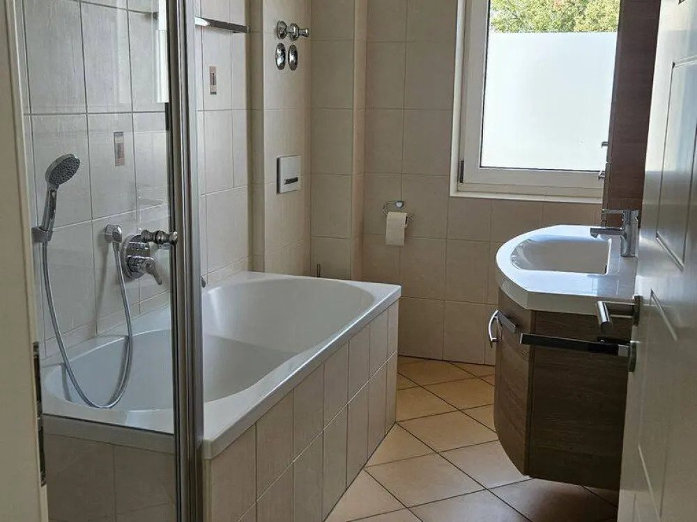 Exklusive 4,5-Zimmer-Wohnung in Nürnberg-Fischbach zu vermieten!