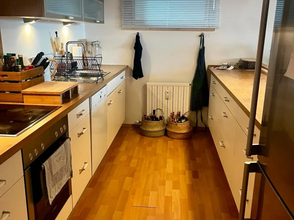 Zimmer in 2er-WG auf 124m² mit Pool und Sauna