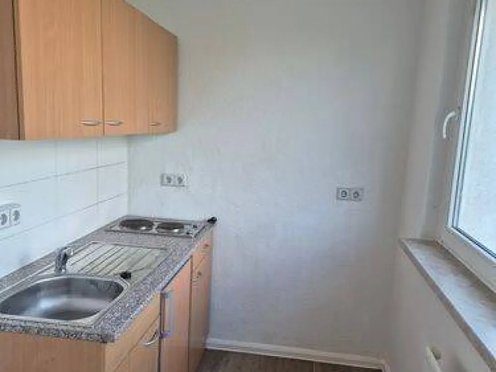 Freie 1Raumwohnung im 4. Obergeschoss mit EBK