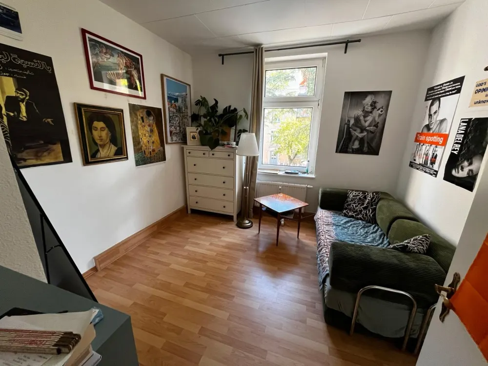 NACHMIETER GESUCHT Schöne Wohnung in Dresden Blasewitz