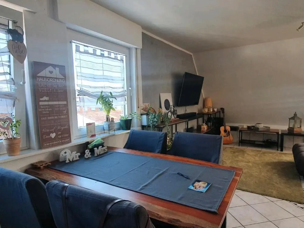 Whg für 1 - 2 Pers. großzügiges Wohnzimmer 1 Schlafzimmer siehe