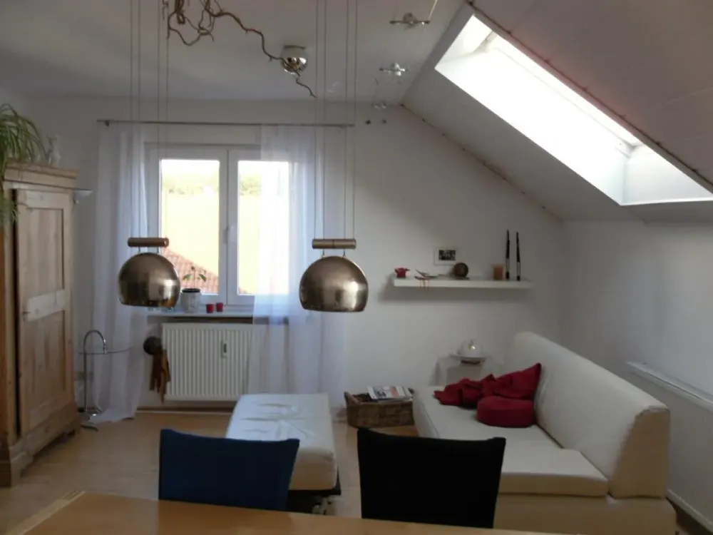 4-Room Apartment with Balcony and Fitted Kitchen in Eggenstein (KA)