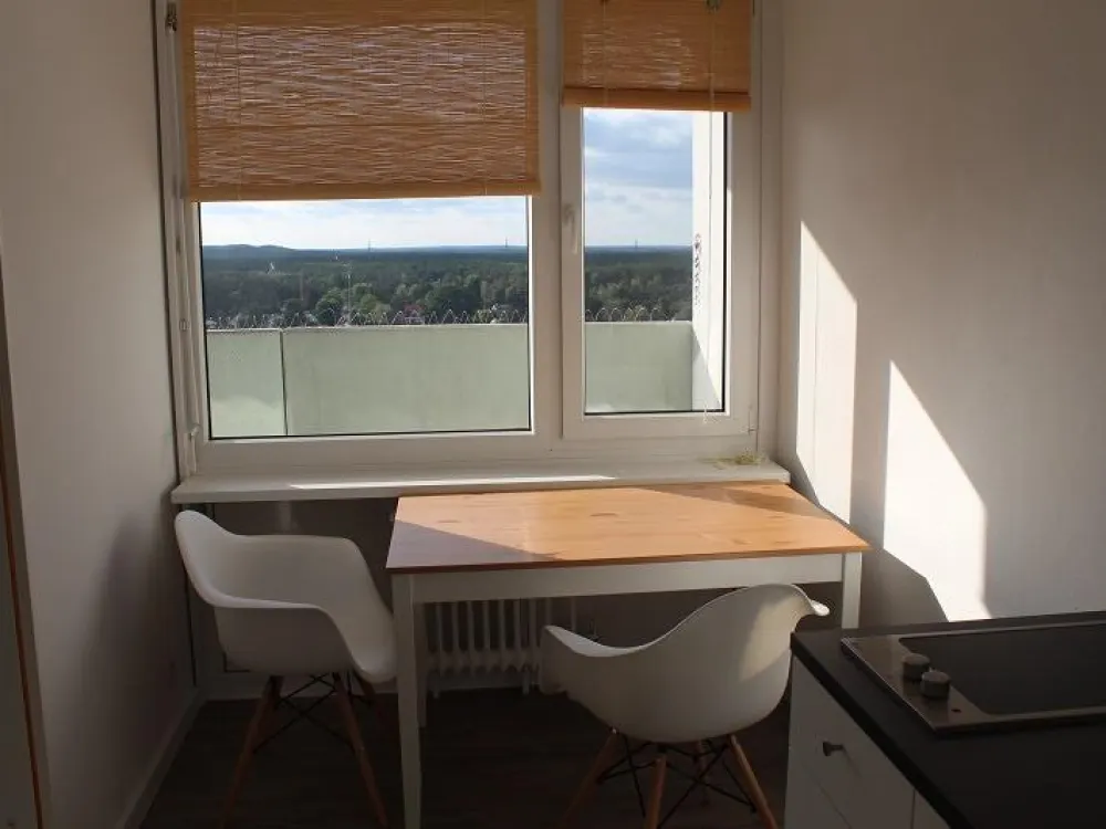 Moderne 45qm Wohnung mit Balkon im 19. OG in Erlangen