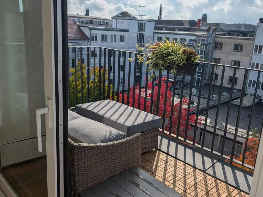 Helle 3-Zimmer-Dachgeschosswohnung mit Galerie & Balkon, Nachmieter ab 01.01.2027
