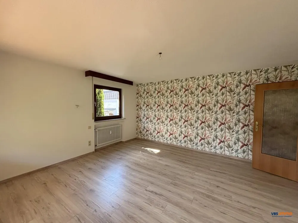 Wohnen in Ditzingen: Gepflegte 3,5-Zimmer-Wohnung in guter Lage