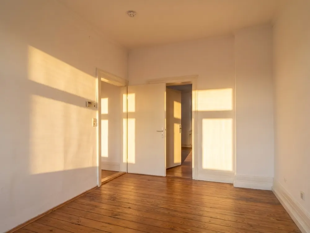 3er-WG im Altbau mit Dielenboden - Frankfurt-Gutleutviertel