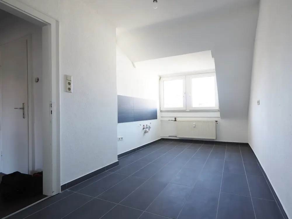 Helle Vier-Zimmer-Dachgeschosswohnung in St.Johann!