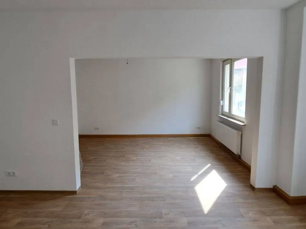 Sanierte 3-Zimmer-Wohnung im 1. Obergeschoss in 90443 Nürnberg