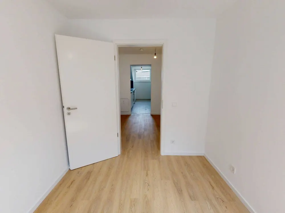 Hamburg-Rissen: Moderne 3-Zimmer-Wohnung mit EBK