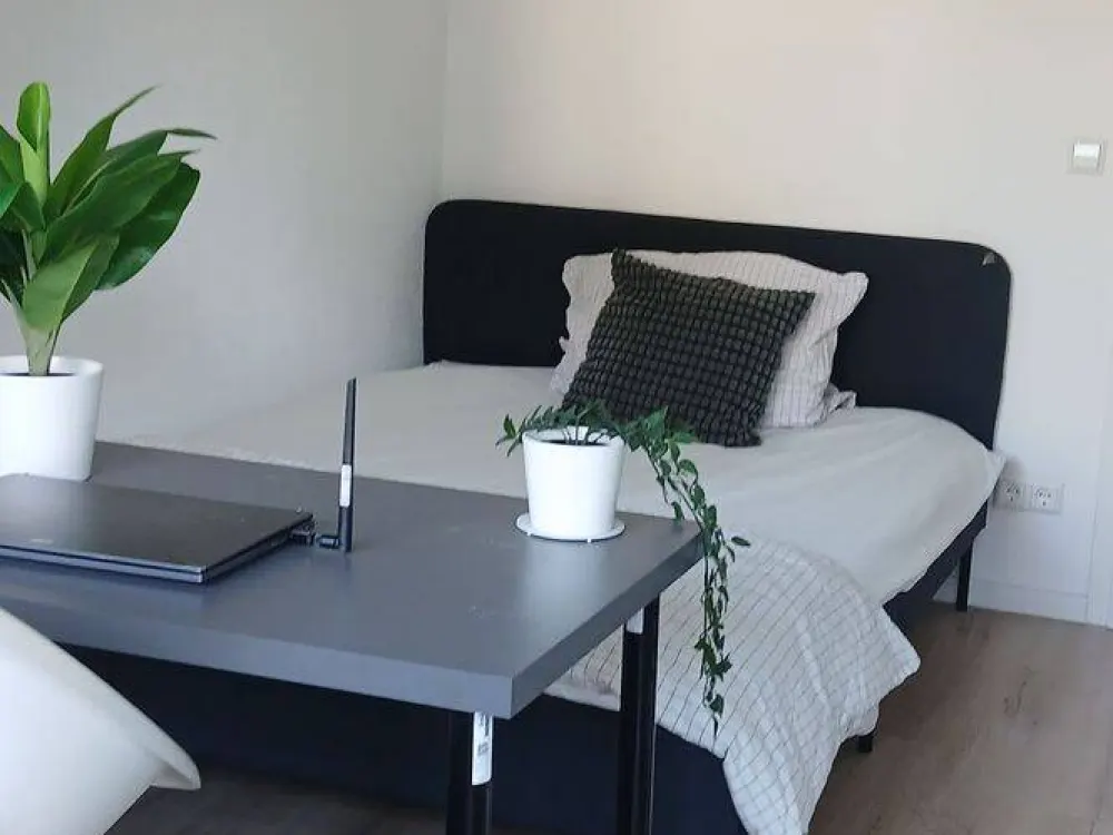 Room Available in Shared 6-Person Apartment, Frankfurt-Höchst