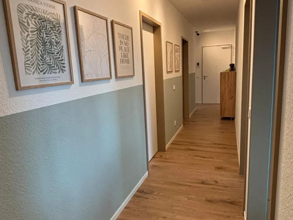 Gehobene 4-Zimmer-Wohnung mit Gartenanteil, Balkon,Gäste-WC u.v.m