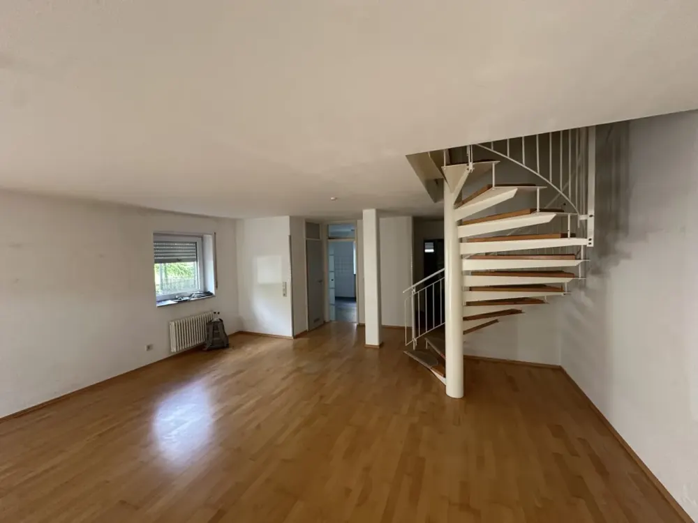 4-Zimmer über 2 Etagen mit Terasse