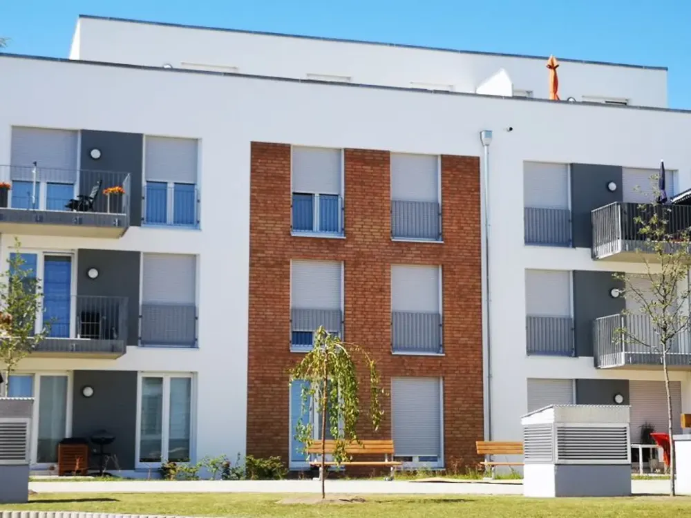 Singlewohnung- Endetage - große Dachterrasse, Fahrstuhl, Energieeffizient, TG, ruhige Lage