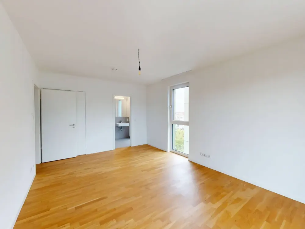 Moderne 4-Zimmer-Wohnung mit 2 BALKONEN, 2 BÄDERN und EBK im Neubauquartier 'Ferdinand's Garden'