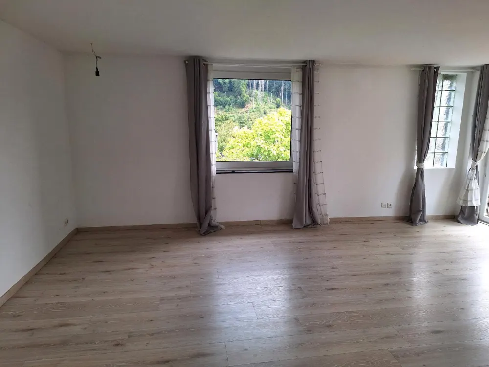 4-Zimmer Wohnung mit Dachterrasse in Kürten Dürscheid zu Vermiete