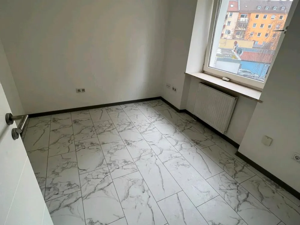 2 (3) Zimmer Wohnung