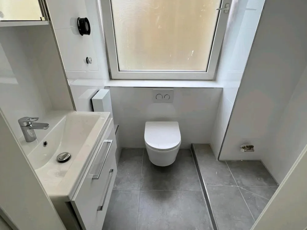 2 (3) Zimmer Wohnung
