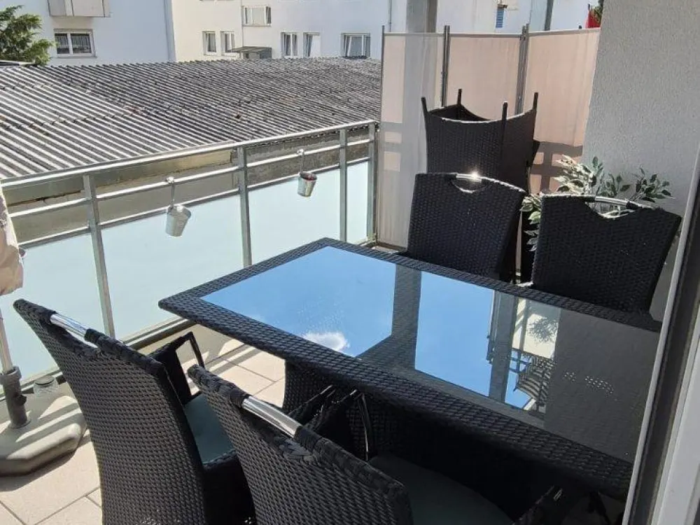 Helle 4-Zimmer-Wohnung mit Balkon in Fellbach