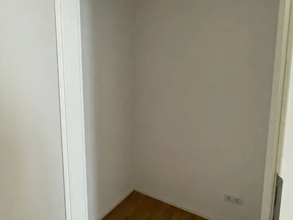 Viel Platz für zwei Zimmer in Tegel-Süd