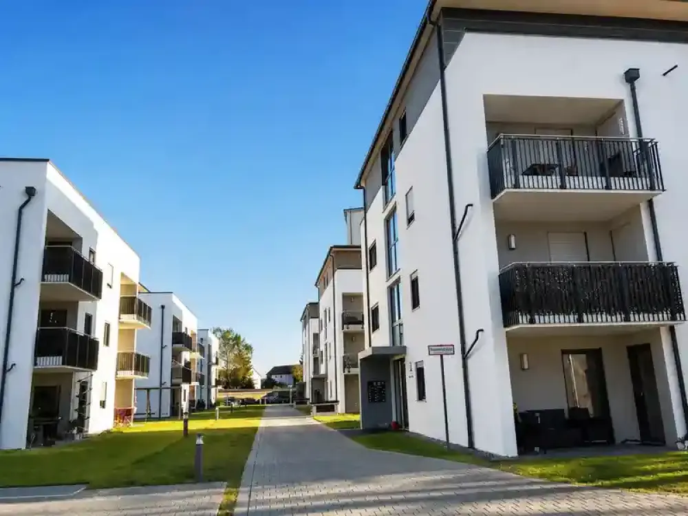 Stylish 3-Room Apartment with Balcony