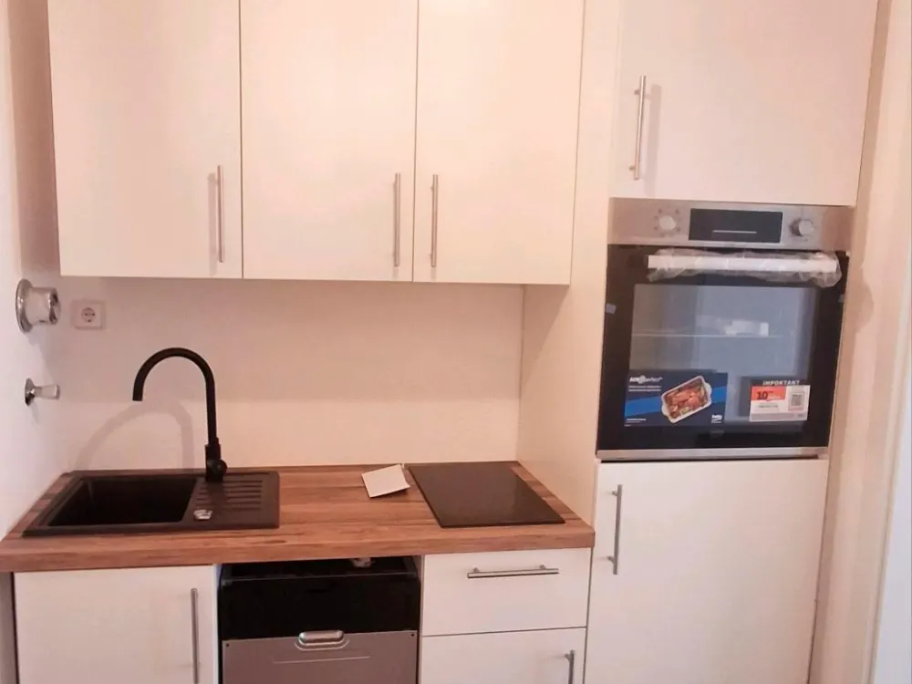 Moderne, neu sanierte 1-Zi-Whg mit Balkon in Uhldingen-Mühlh.