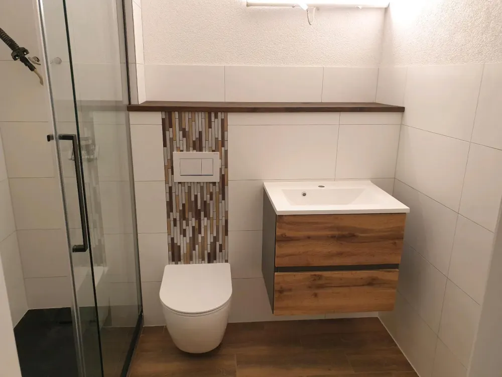 Moderne, neu sanierte 1-Zi-Whg mit Balkon in Uhldingen-Mühlh.