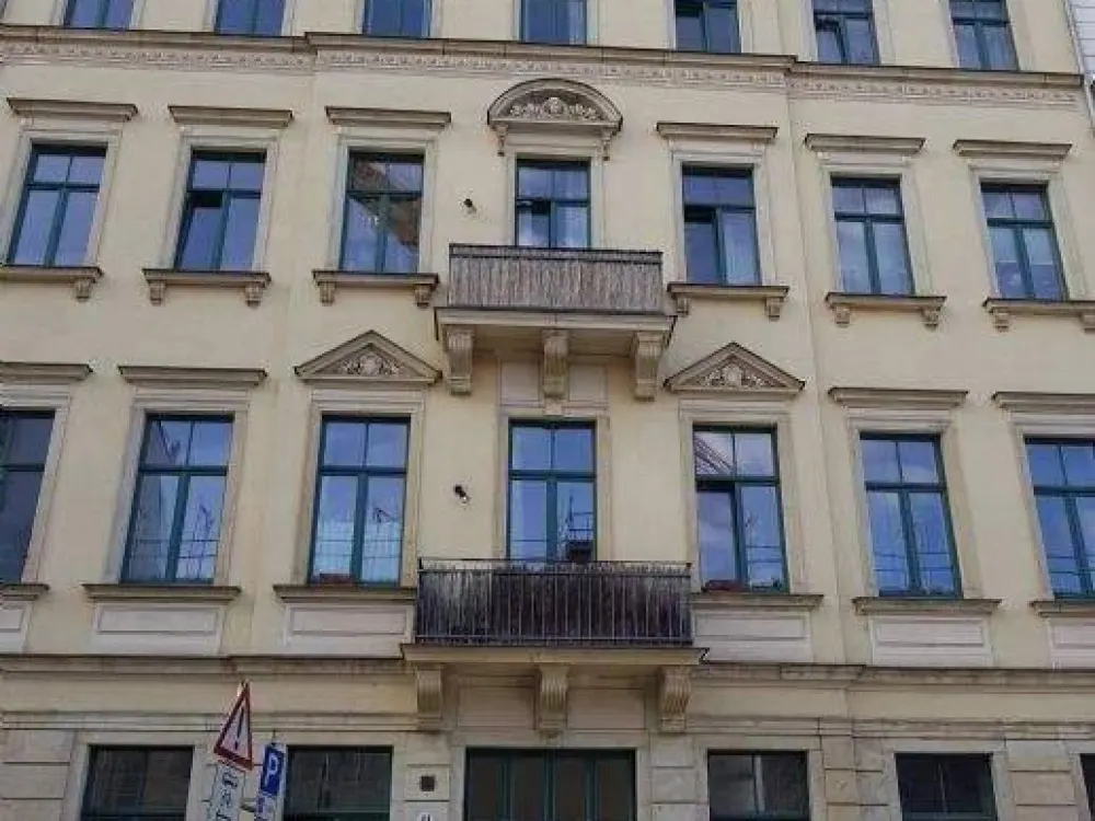 Hochwertige schicke möblierte kl. 2-R-Wohng. mit EBK im Regierungsviertel von Dresden