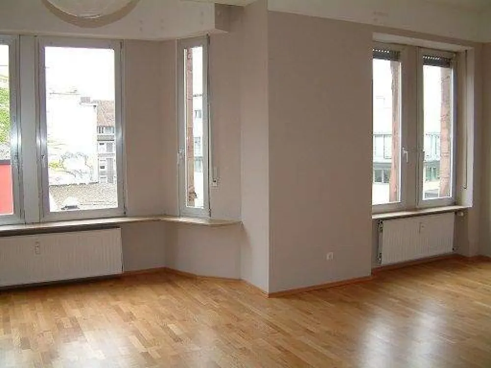 Großzügige, helle Altbauwohnung in Saarbrücken, nahe Nauwieser Viertel
