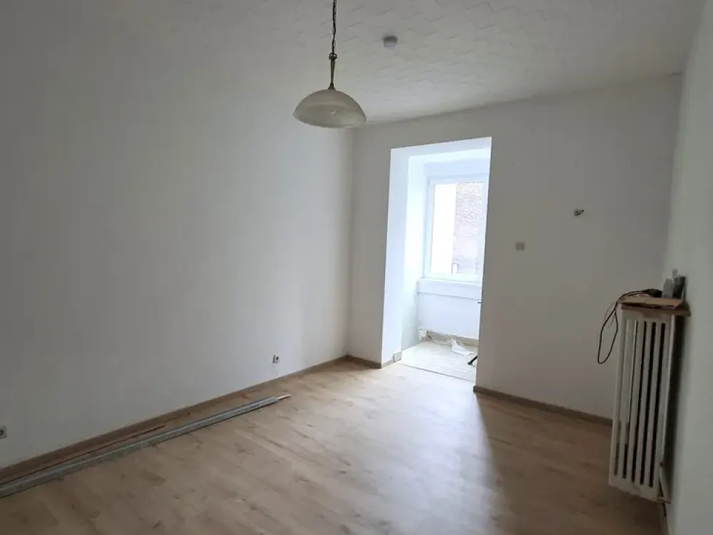 schöne 3-Zimmer-Altbauwohnung in Düsseldorf-Unterbilk