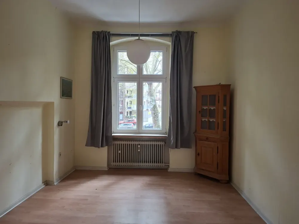schöne 3-Zimmer-Altbauwohnung in Düsseldorf-Unterbilk