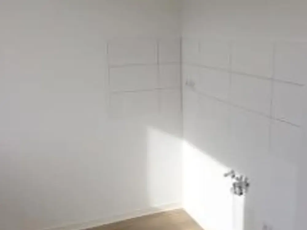 Sanierte 3 Raum Wohnung mit Balkon!