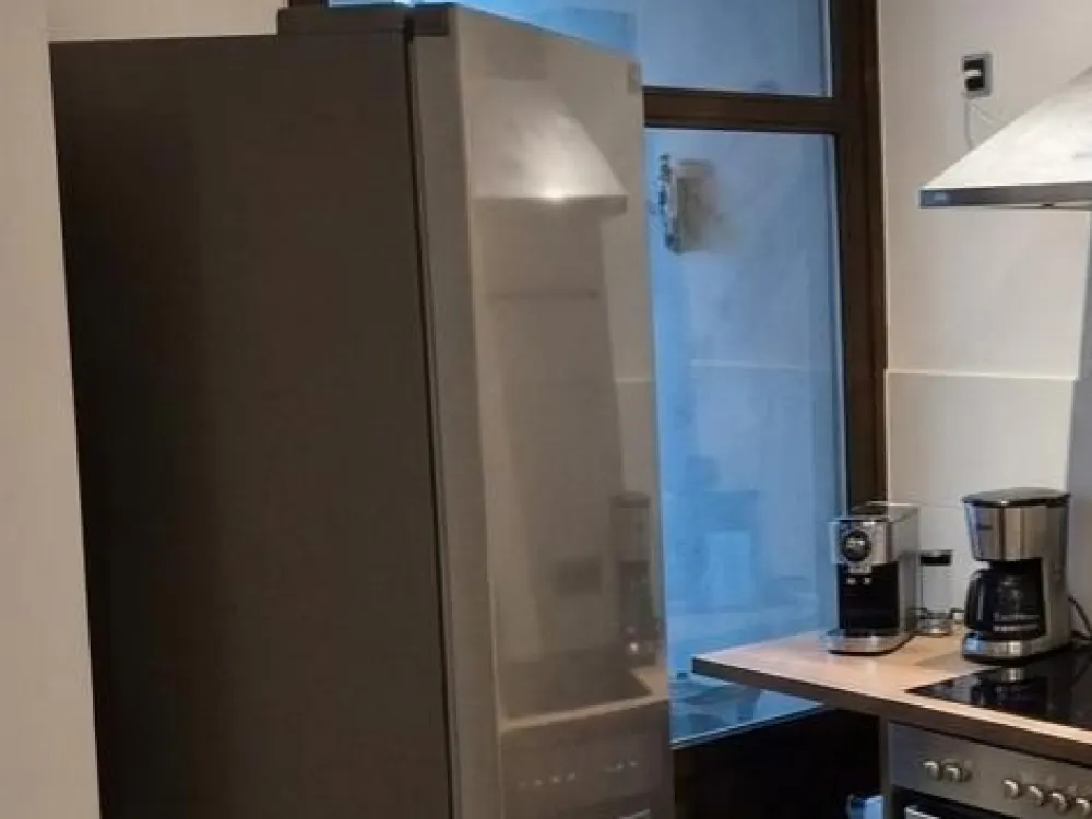Nachmieter für Top 2,5 Zimmer-Wohnung. Ideal für WG/ Home Office