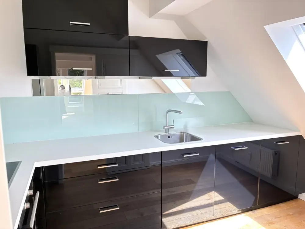 Dachterrassen-Maisonette mit 4 Zimmern und Ausblick in Frankfurt am Main