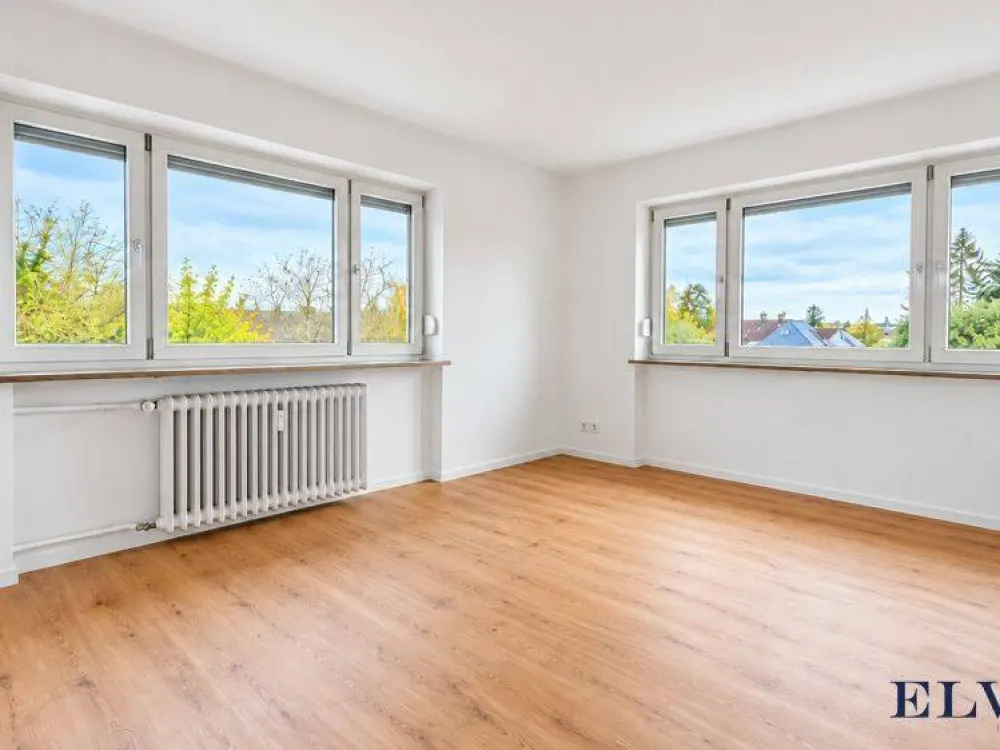 Elvira- Laim - Bright and Beautiful 2.5-Room Apartment with 2 Balconies