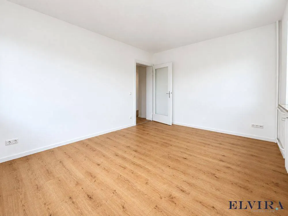 Elvira- Laim - Bright and Beautiful 2.5-Room Apartment with 2 Balconies