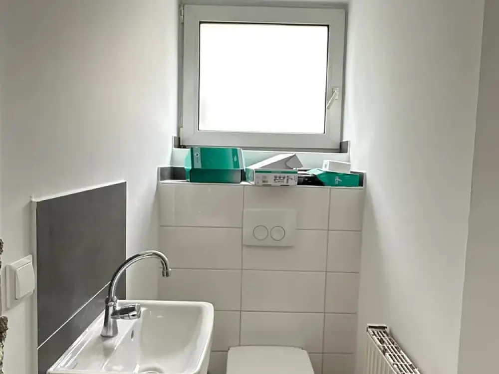 Moderne 4-Zimmer-Wohnung, komplett saniert in Top-Lage