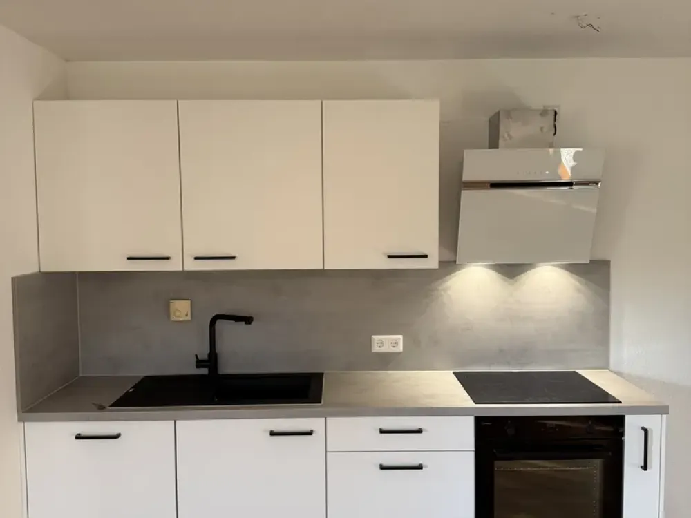 Schöne und ruhige 2,5 Zimmer-Wohnung mit Parkplatz und großer Terrasse in Esslingen am Neckar