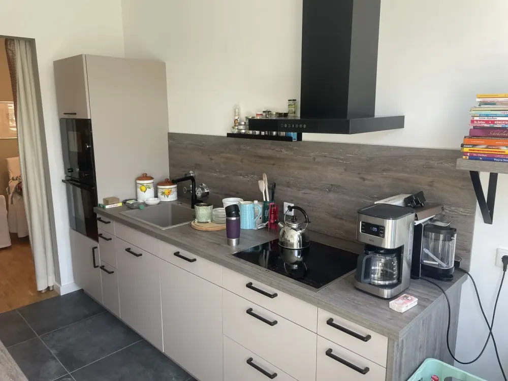 Kernsanierte 3,5-Zimmer-Wohnung mit offenem Kamin in Düsseldorf-Oberkassel