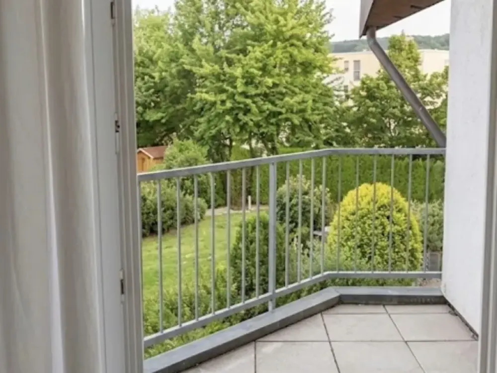 Möbliertes 1-Zimmer-Apartment mit Balkon & EBK in Leonberg