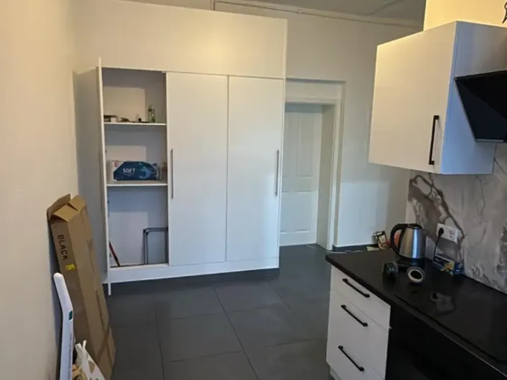 WG‑Zimmer · Frisch renovierte 3‑Zimmer‑Wohnung · Möbliert · Nur Einzelperson