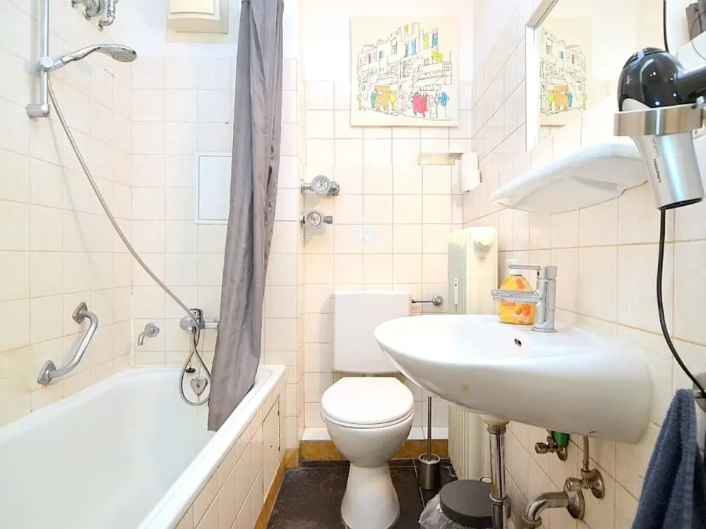 Modern möbliertes 1-Zimmer-Apartment mit Wintergarten und WLAN Nürnberg Innenstadt