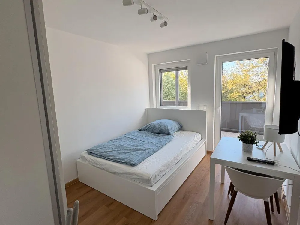 1-Zimmer-Apartment mit schönem Balkon nähe S-Bahn S2