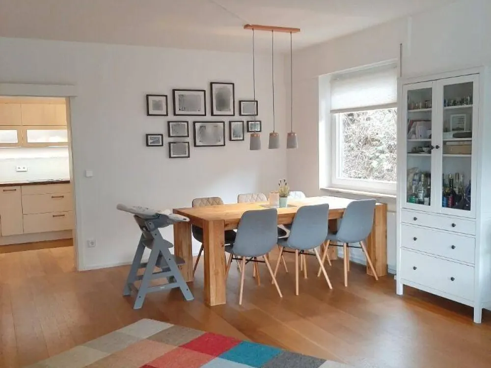 Hochwertige und großzügige 3 Zimmer Wohnung in Stuttgart Ost ab Dezember frei