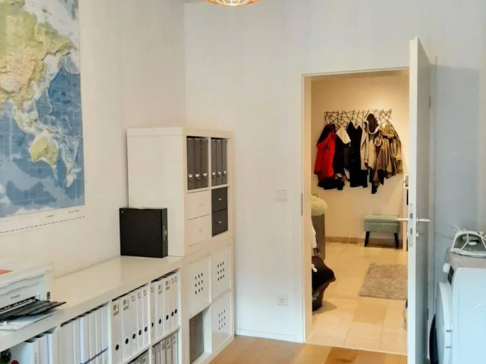 Hochwertige und großzügige 3 Zimmer Wohnung in Stuttgart Ost ab Dezember frei