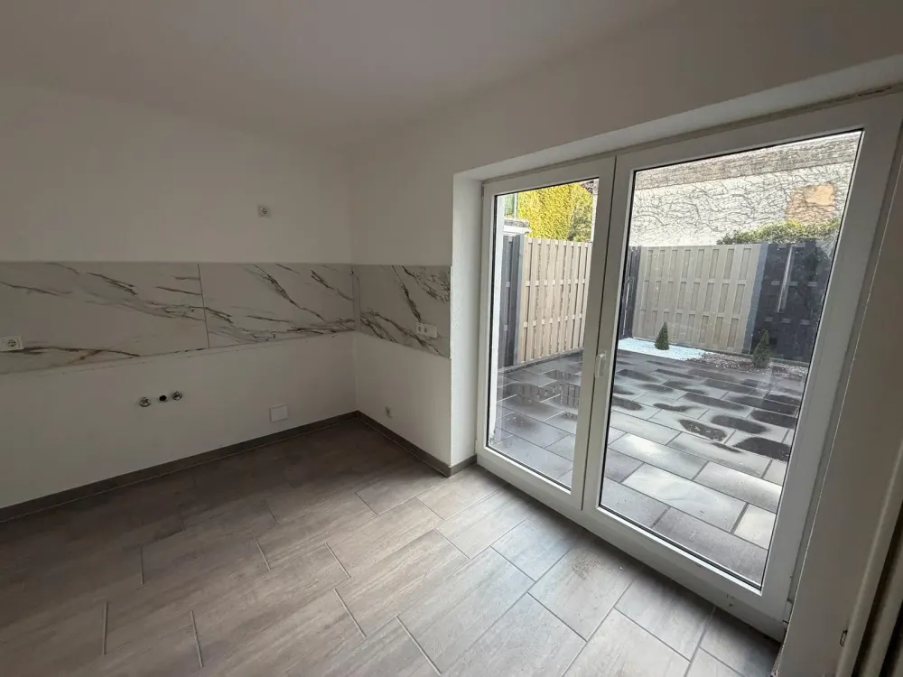 2 ZKB komplett renoviert!!! In Fraulautern!