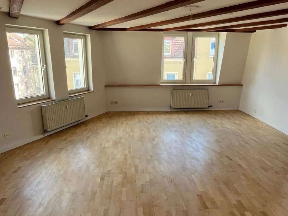 Helle und großzügige Wohnung