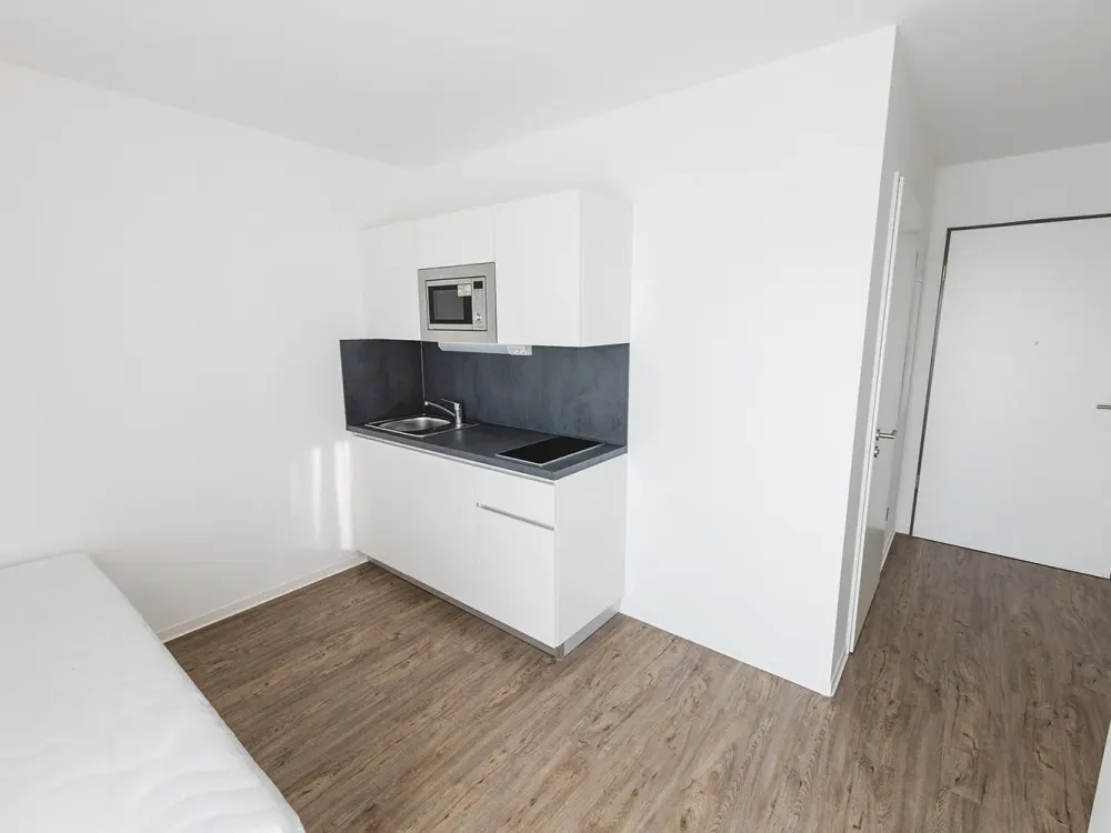 Fully Furnished 1-Room Apartment - Timelessly Modern in Köln Kalk