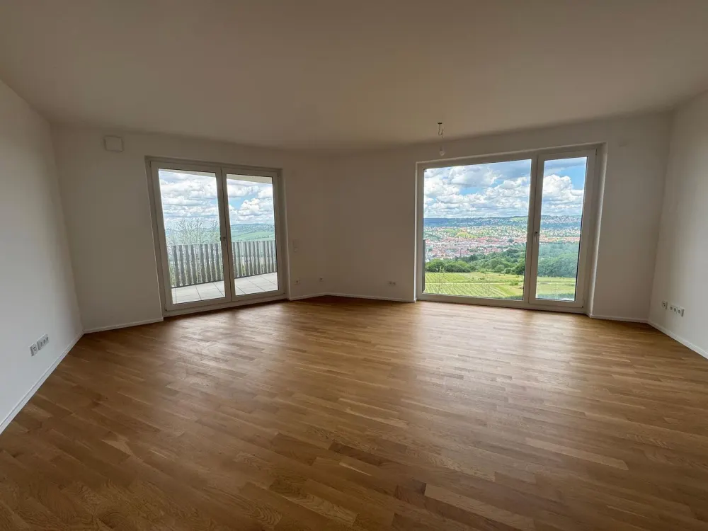Hochwertige 3-Zimmer-Wohnung mit Balkon und Neckartalblick