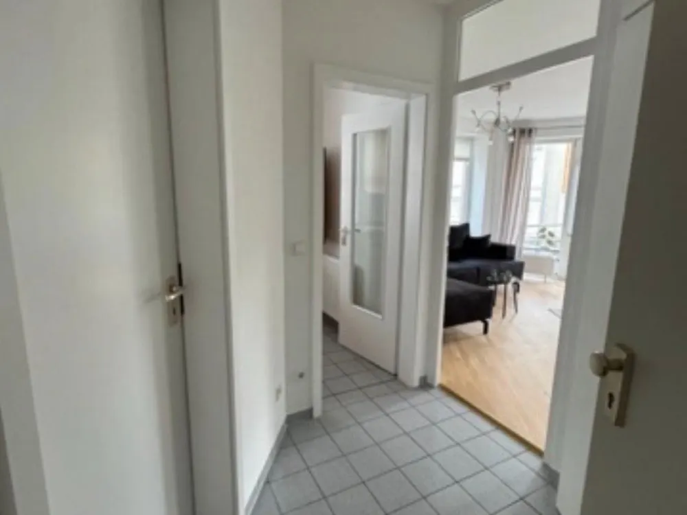 Helle 1-Zimmer-Wohnung mit Balkon im Zooviertel