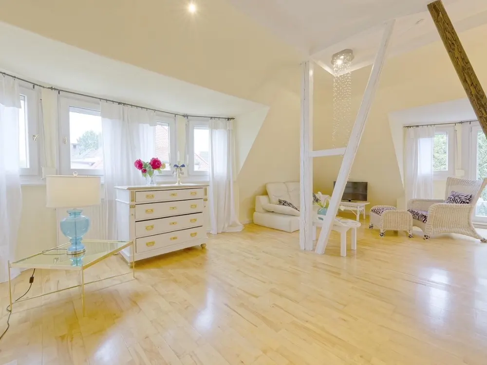 exclusive DG Loft- Maisonettewohnung in Jugendstilvilla in Park